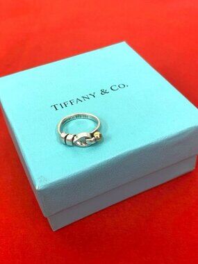 Tiffany & Co Love Knot 18K Gold Ring Silver